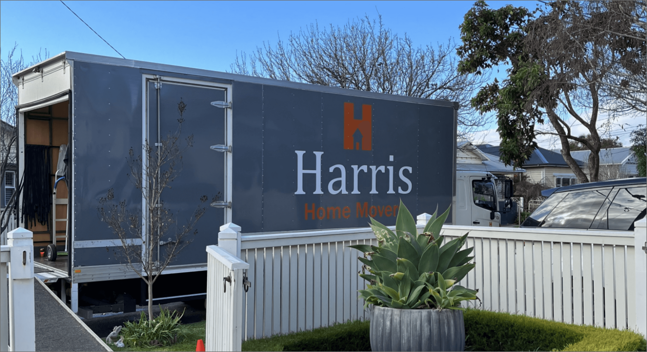 Harris Movers Truck