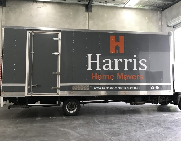 Harris Movers Moving van